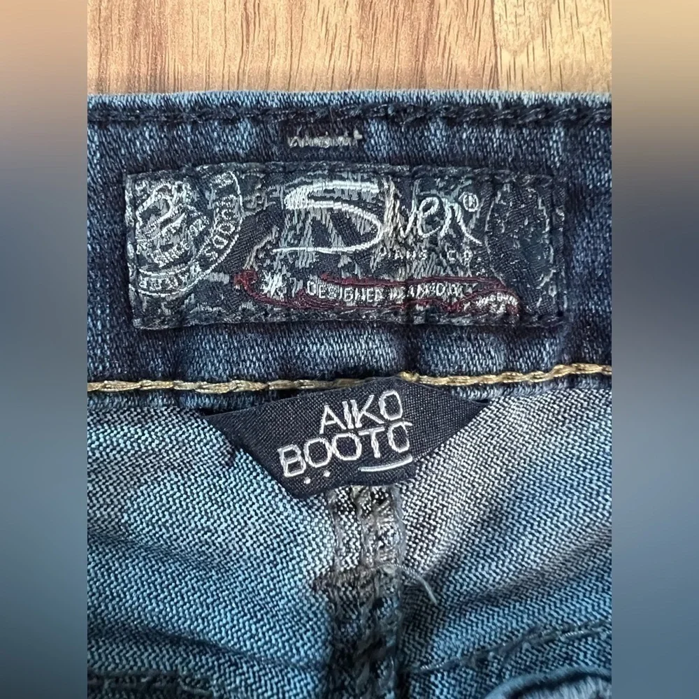 Silver Jeans Womens Aiko Boot Cut Blue Dark Wash Size 28